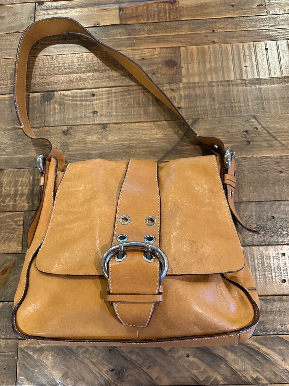 Francesco Biasia Large Beautiful Tan Leather Flap Bag